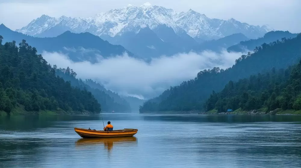 Chamera Lake & Viewpoint